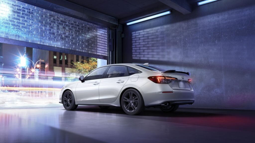 Video: Price Increases Don't Stop 2026 Honda Civic Si From Being An Affordable Performance Bargain