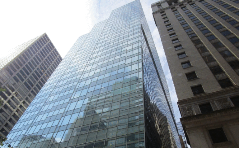 Nautilus Solar Relocates Headquarters to 200 N. LaSalle in Chicago