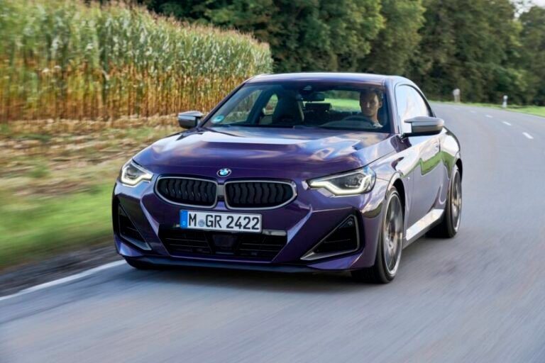 Ferrari SF90 vs 1,000-HP BMW M240i: The Drag Race You Didn’t Expect