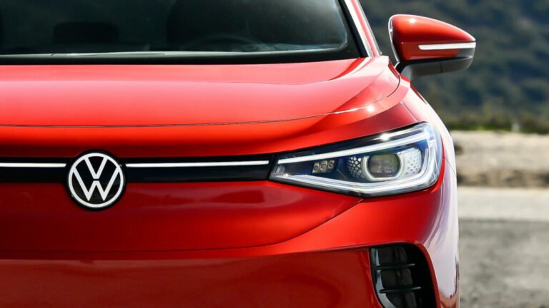 Bring On The Buttons! Facelifted VW EVs To Have Physical Switchgear