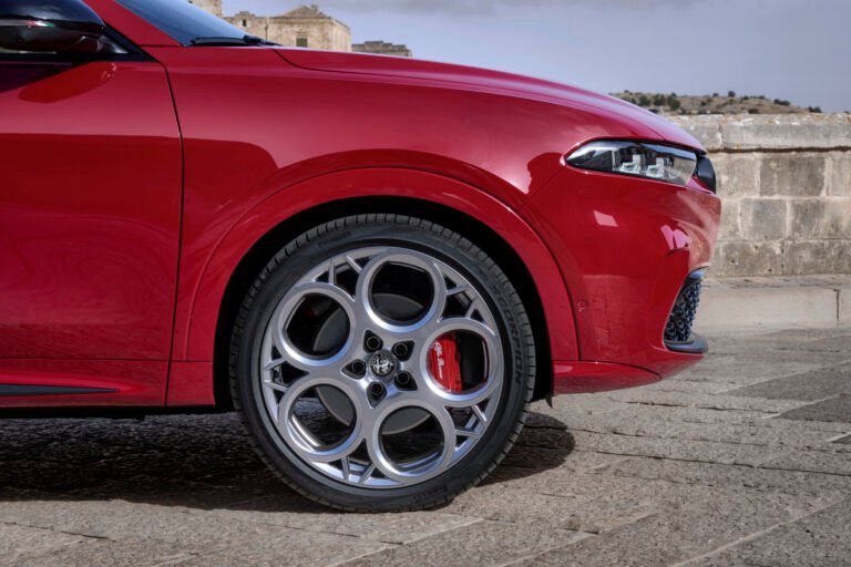 Alfa Romeo Tonale Owner in Canada Reports Rust After 1 Year, Dealer Declines Repair