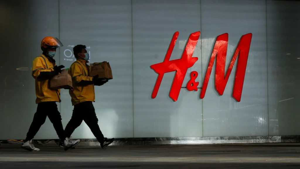 Fast-fashion giant H&M reveals 2nd quarter profits and it’s better than expected