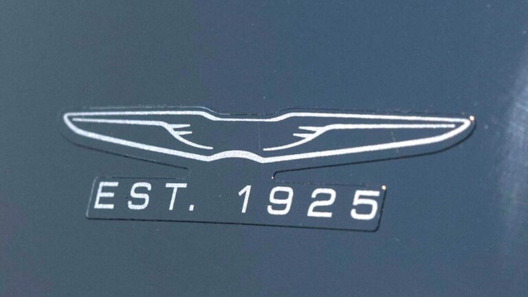 Chrysler Celebrates 100 Years By Slapping A Sticker On A Minivan