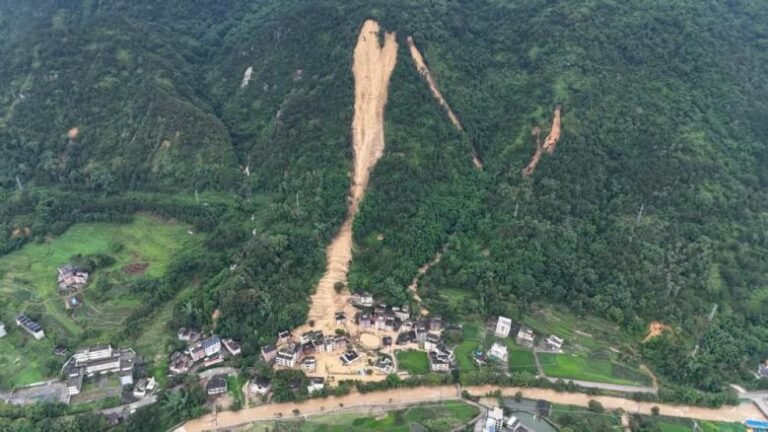 The 15 June 2025 landslide at Zhonghe in western Guangdong province, China