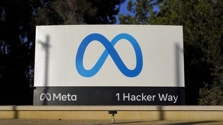 Meta inks solar, wind power deals for data centers