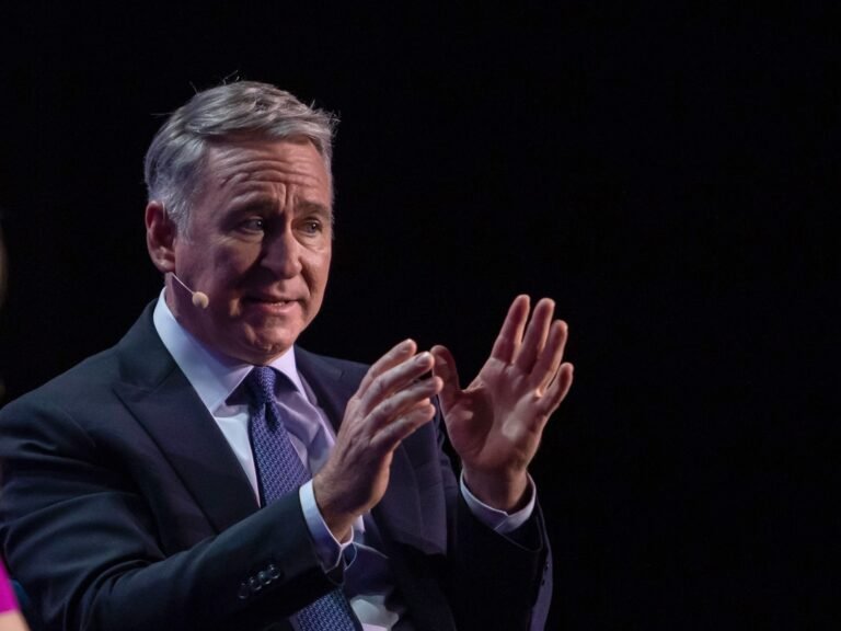 The biggest hedge funds made modest gains in May. How Citadel, Point72, and more stack up.