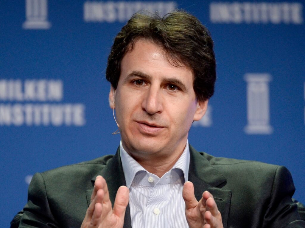 Apollo pulls the plug on a hiring practice for junior bankers that Jamie Dimon called 'unethical'