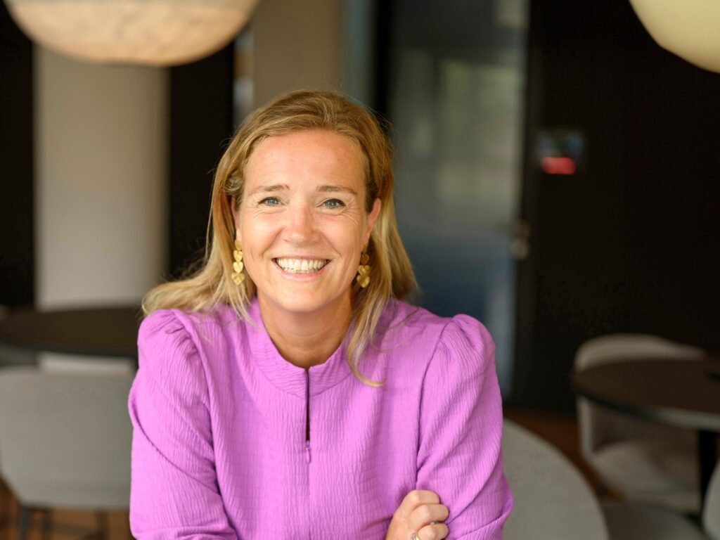 2 questions job applicants should ask in an interview, according to a global talent leader at EY