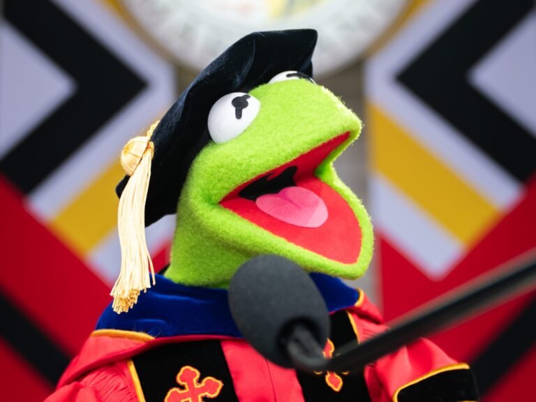 Here's the best advice for the Class of 2025 from notable graduation speakers