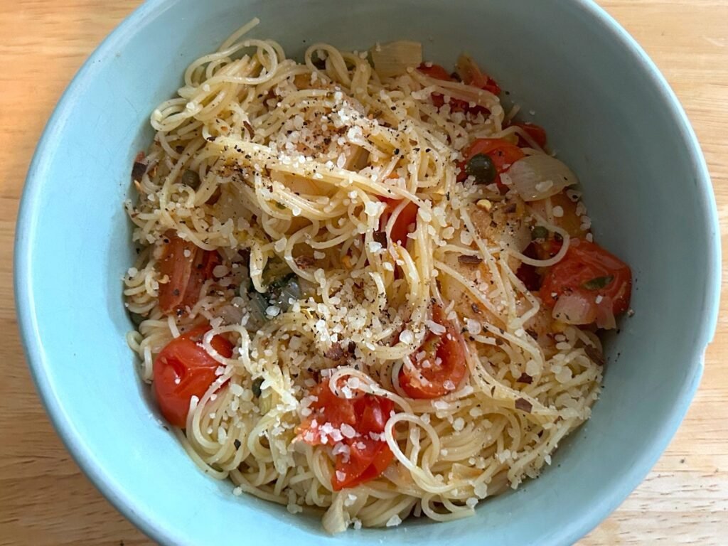 I made Gordon Ramsay's easy 10-minute pasta, and it's the perfect summer dinner when you're feeling lazy