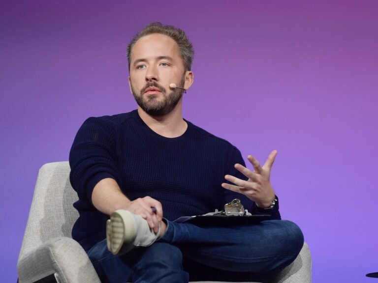 Dropbox CEO Drew Houston says mandating a return to office is 'like trying to force people back into malls and movie theaters'