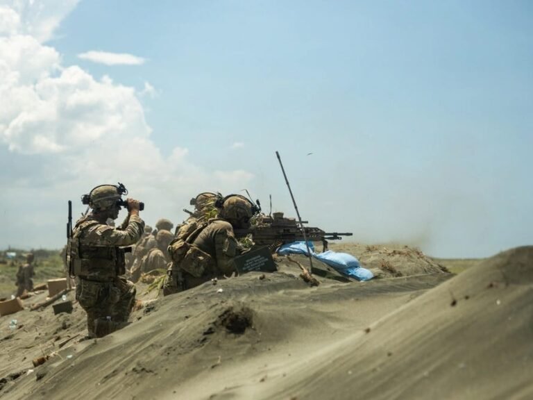 Selling to the Pentagon is messy and complex. Startups like this one are trying to make it easier.