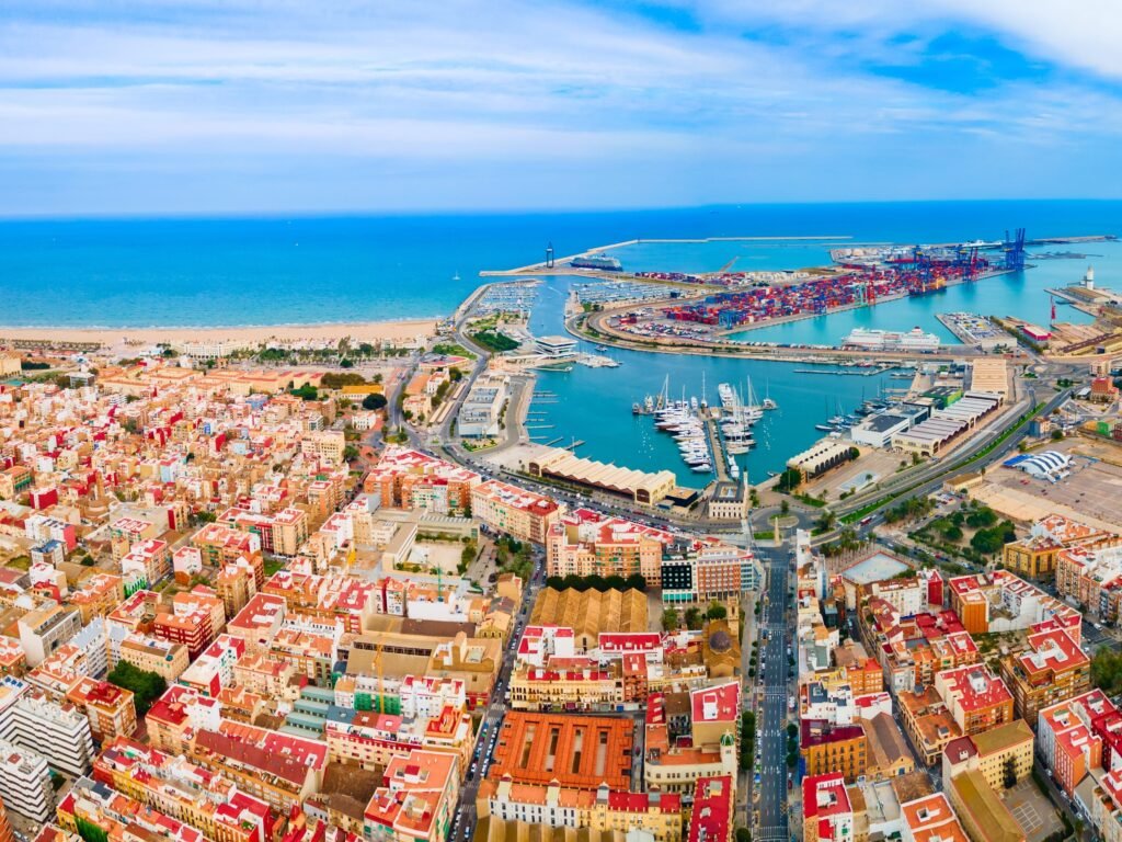 I made detailed plans for my 4-day solo trip to Spain, but some of the best moments happened when they fell apart