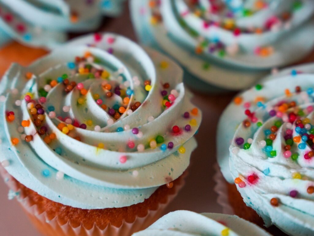 A dietitian explains why eating dessert can help you lose more weight and keep it off