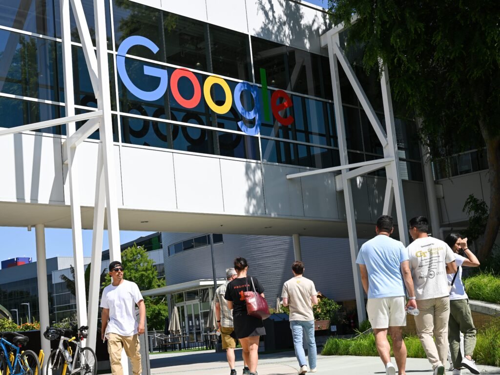 A SoftBank-backed founder says startups and public companies need 'fundamentally different people'