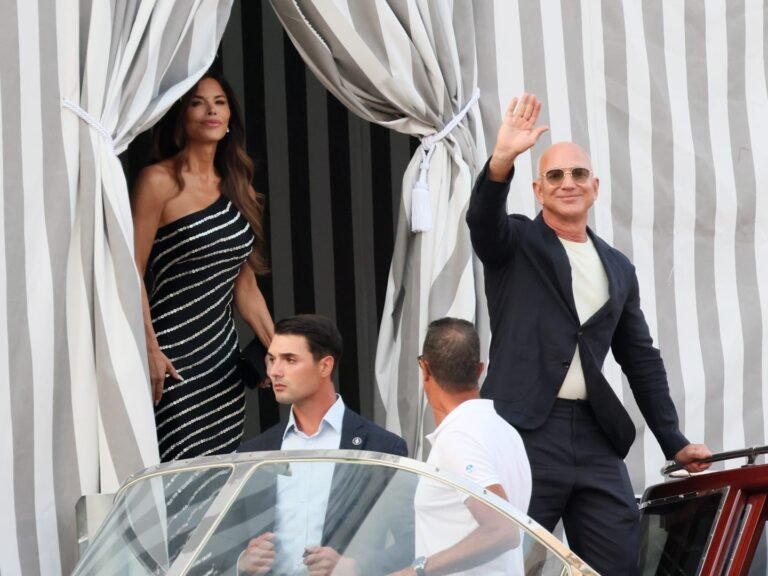 Jeff Bezos and Lauren Sanchez's star-studded wedding guest list