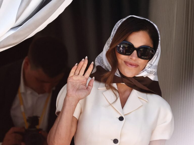 Lauren Sánchez is showing what billionaire bridal style looks like with chic outfits and a ring estimated to be worth more than $6 million