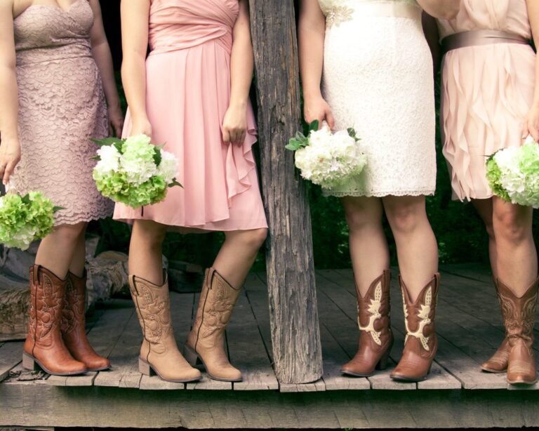 7 Bizarre Texas Marriage Laws (Including One Where You Don’t Even Have to Show Up)