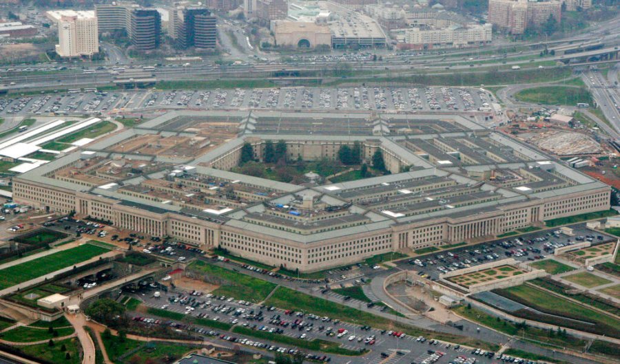 Deadline looms for Trump's transgender troop ban