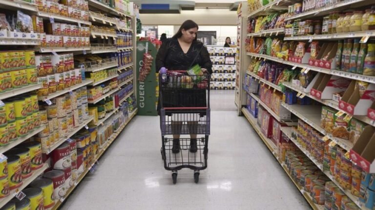 How thousands of unreviewed ingredients got into our food — and what FDA can do about it 