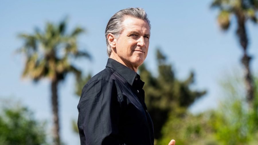 CNN's Jennings: Newsom 'launching a presidential campaign' while LA is 'burning'
