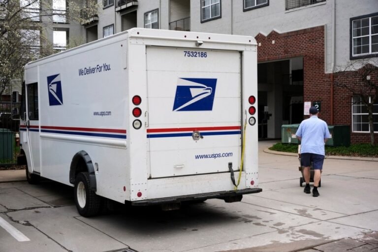 A blueprint for the new postmaster general