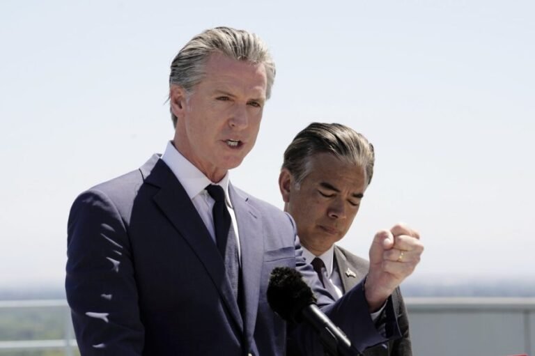 Newsom says Trump deploying another 2,000 National Guard troops to LA