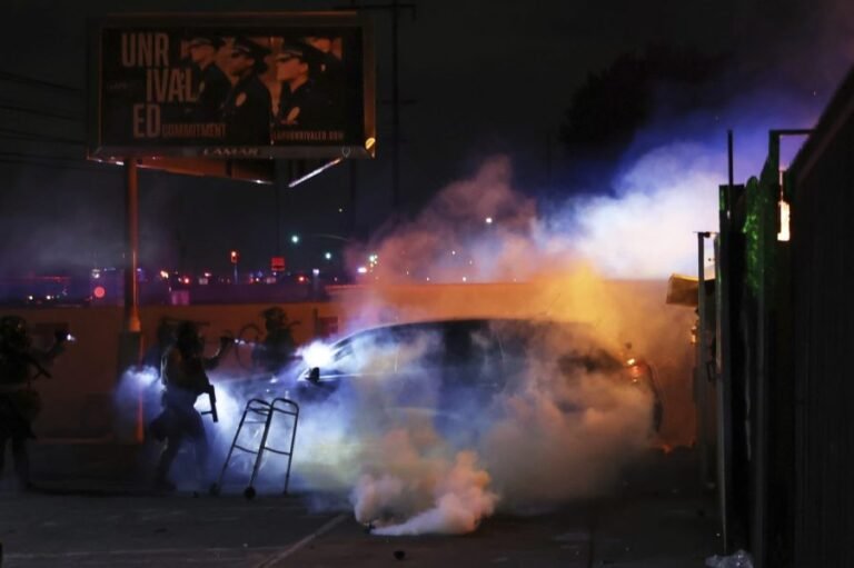 Live updates: Trump says LA protesters not allowed to wear masks