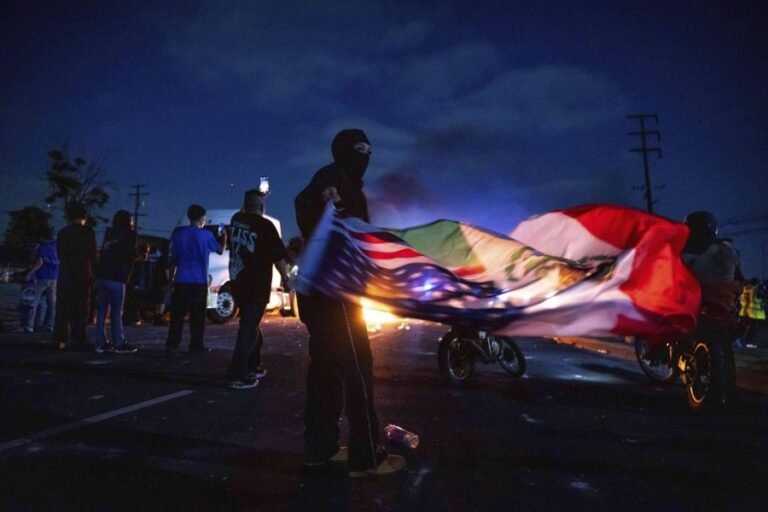 Democrats blast Trump decision to send National Guard to LA: 'They want a spectacle'