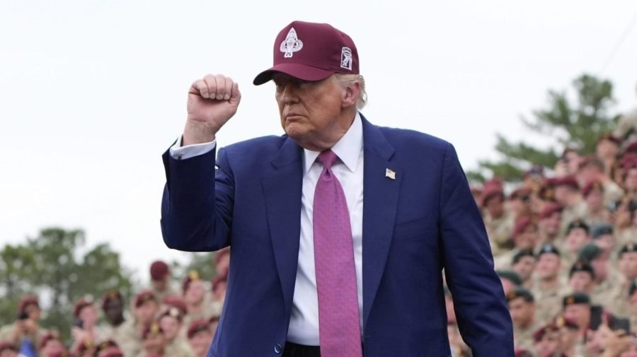 Trump shares enthusiasm for DC military parade 'RAIN OR SHINE'