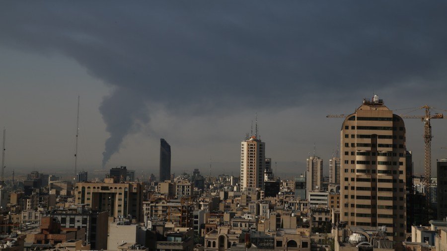 Israel, Iran exchange strikes for third day