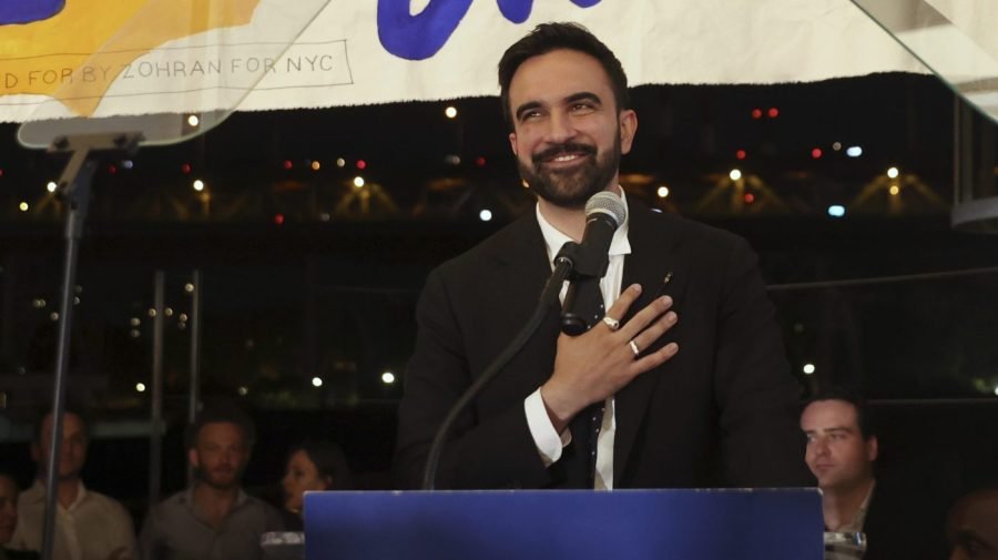 Schumer, Jeffries congratulate Mamdani on NYC upset, stop short of endorsements
