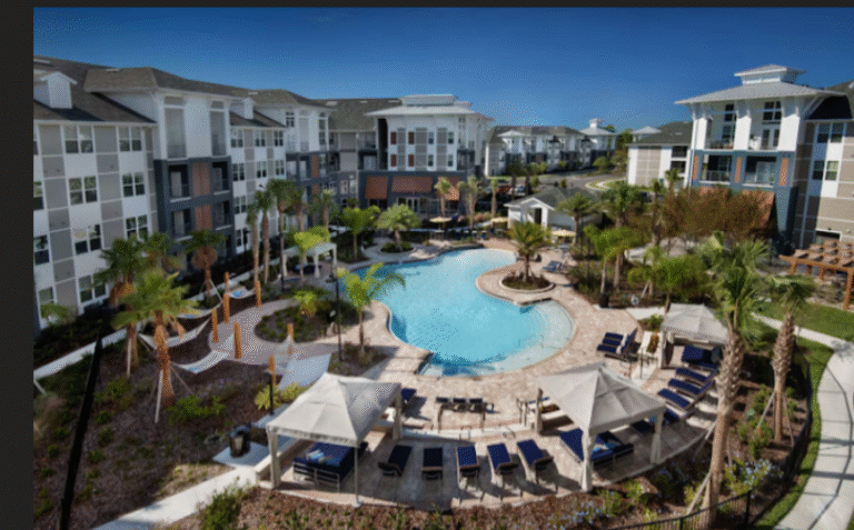 JLL Arranges Refi for 3 Florida Apartment Assets