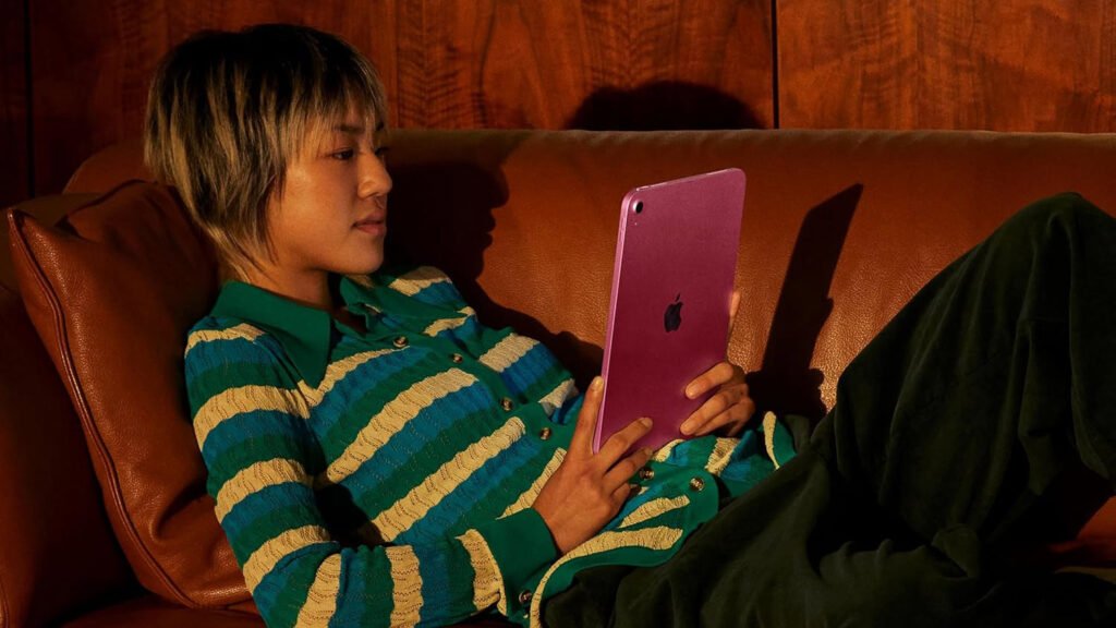Great tablet deals from Apple and Amazon!