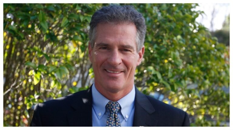 Scott Brown launches New Hampshire Senate bid