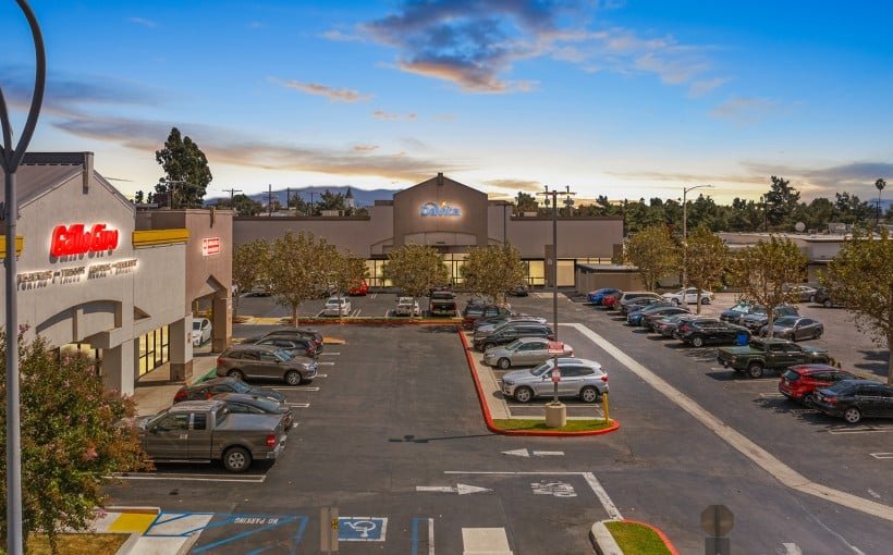 Private Investor Snaps Up Triple-Net Van Nuys Retail