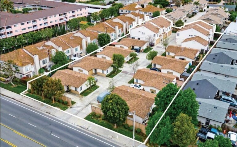 Costa Mesa Apartments Achieve High Price Per Unit
