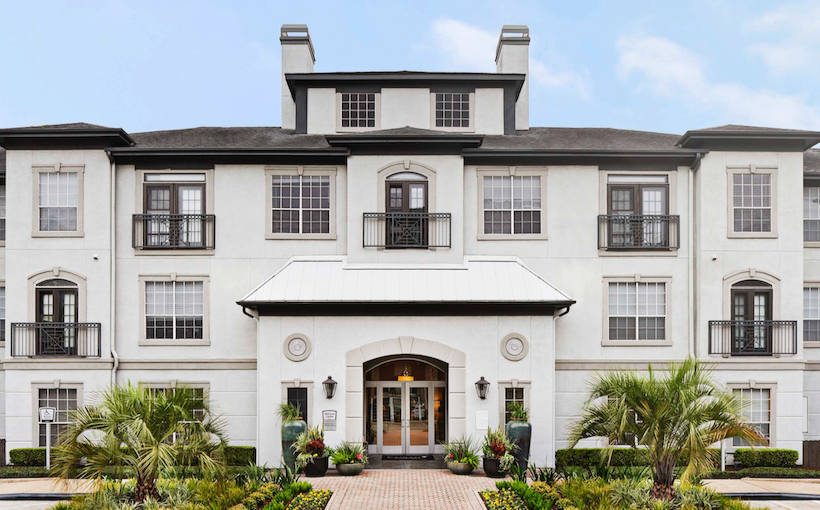 JLL Arranges Sale, Financing of Houston Apartment Sale