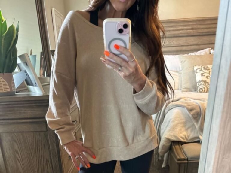 Women’s Oversized Waffle-Knit Sweatshirt Just $14.94 on Amazon (Reg. $30)