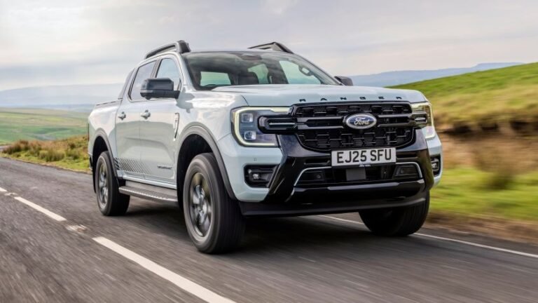 Ford Ranger 2.3 EcoBoost PHEV in Stormtrak trim - pictures