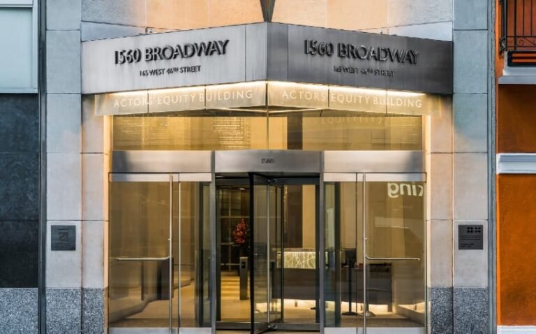 Jewish Broadcasting Service Renews Times Square Office Lease