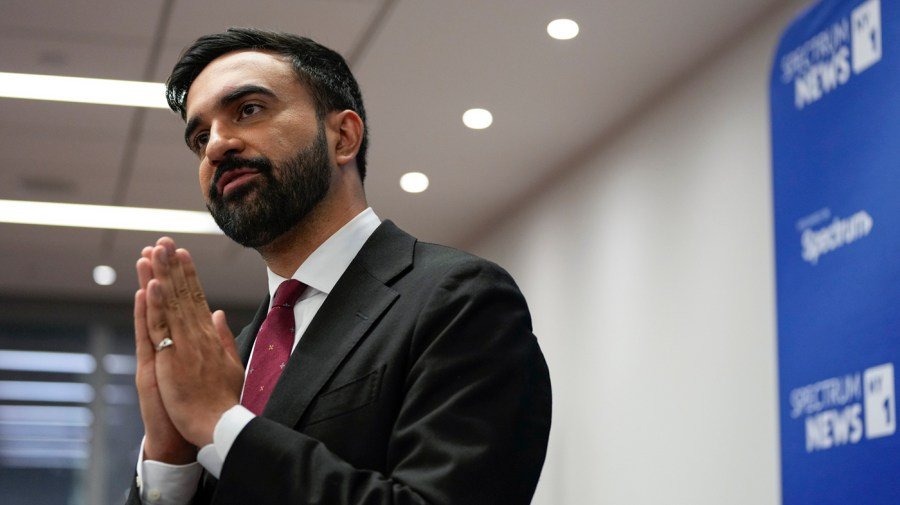 Republicans target vulnerable Democrats over Mamdani: 'They own him'