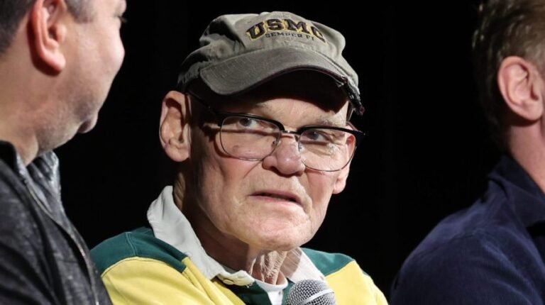 Carville backs 'friend' Tucker Carlson amid Trump feud