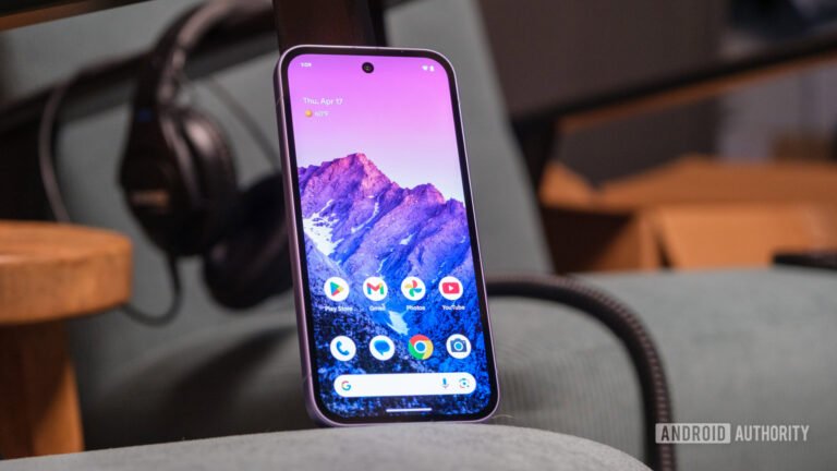 Here are 15 of my favorite Google Pixel wallpapers of all time