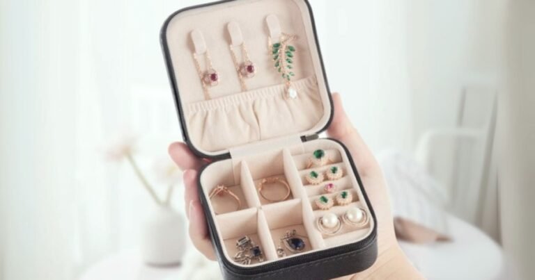 Jewelry Travel Case Only $3 on Amazon (Regularly $7)