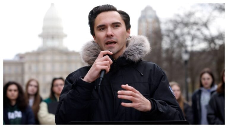 Hogg touts Mamdani ahead of New York City mayoral primary