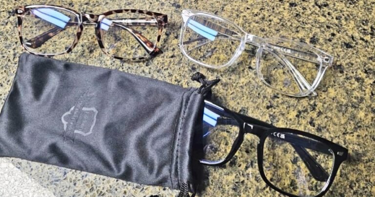Blue Light Glasses 3-Pack Only $3.95 on Amazon (Just $1.32 Per Pair)