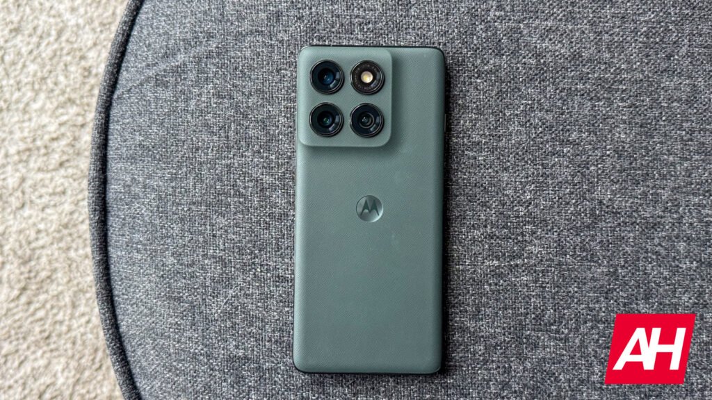 Motorola’s Edge 2025 Is Dripping in Style, while Google Pixel 9a Is Still Wearing Plastic
