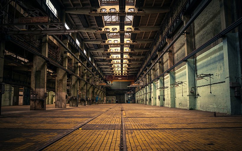 Don’t Discount the Older Warehouses