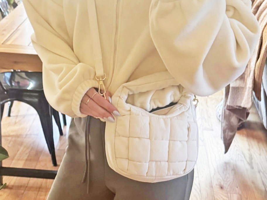 Puffer Crossbody Bag Just $11.99 on Amazon (Regularly $32)